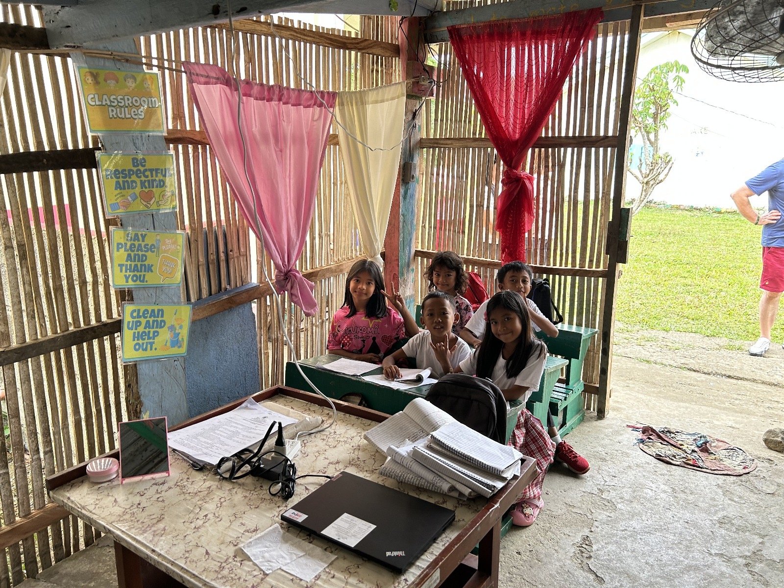 parrainer enfant Philippines Limbauan Helping Hands