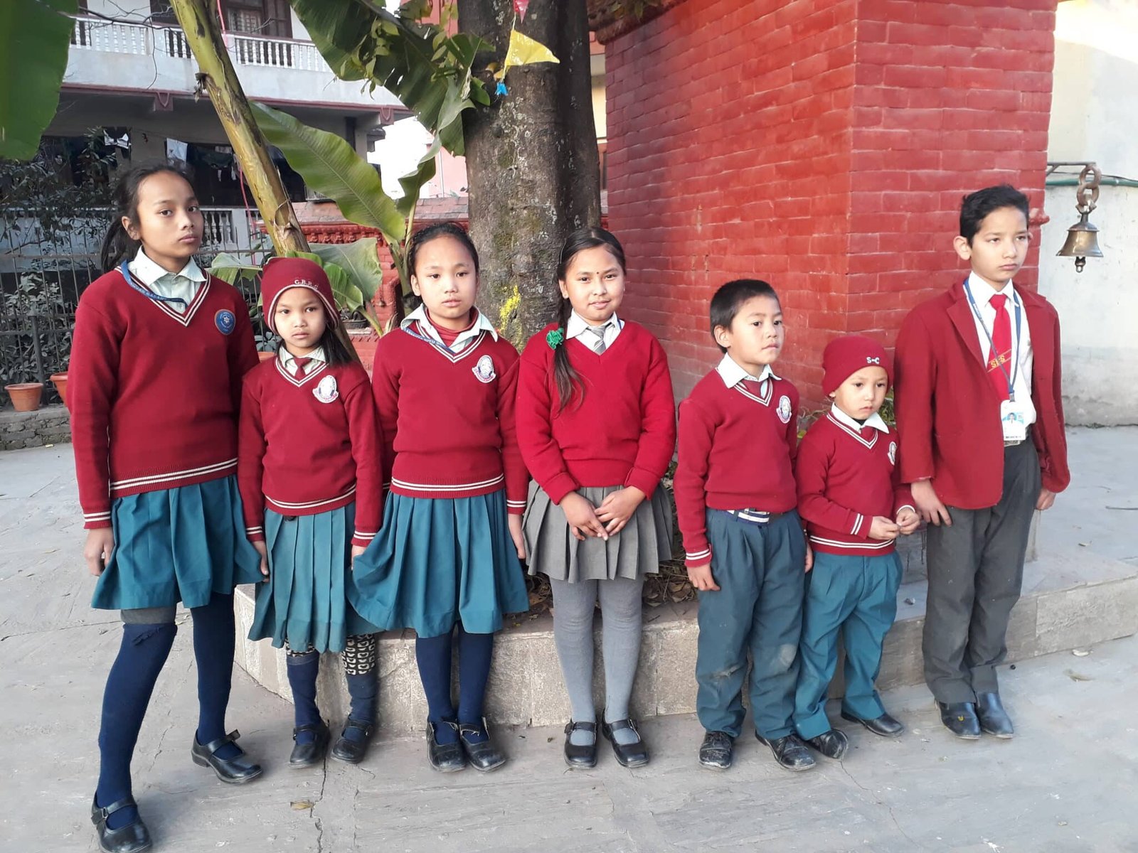 Enfants parrainés au Népal — droits de l\'enfant Helping Hands