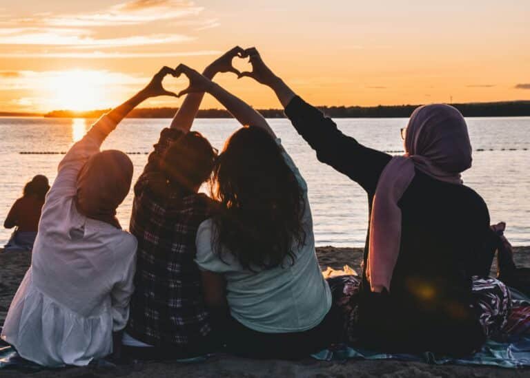 Agir avec coeur pour la dignité humaine